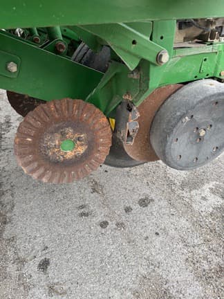 Image of John Deere 1795 equipment image 4