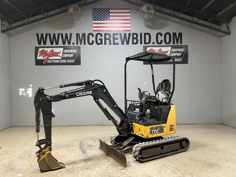 2015 John Deere 17G Equipment Image0