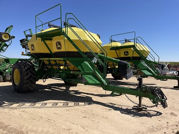 Image of John Deere 1890 equipment image 1