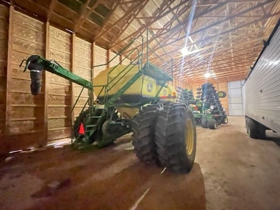 Image of John Deere 1890 equipment image 2