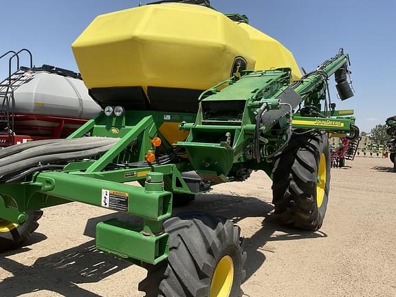 Image of John Deere 1890 equipment image 3