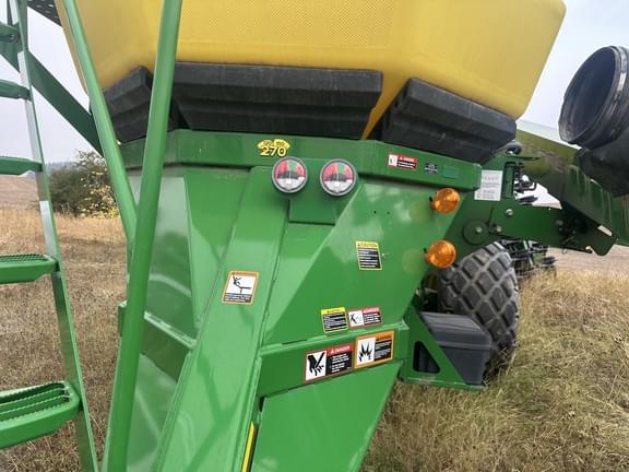 Image of John Deere 1890 equipment image 2