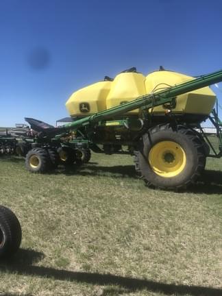 Image of John Deere 1890 equipment image 2
