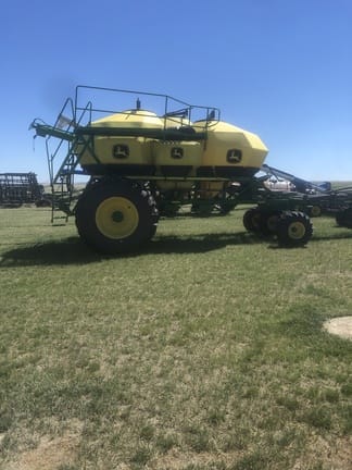 2015 John Deere 1890 Equipment Image0