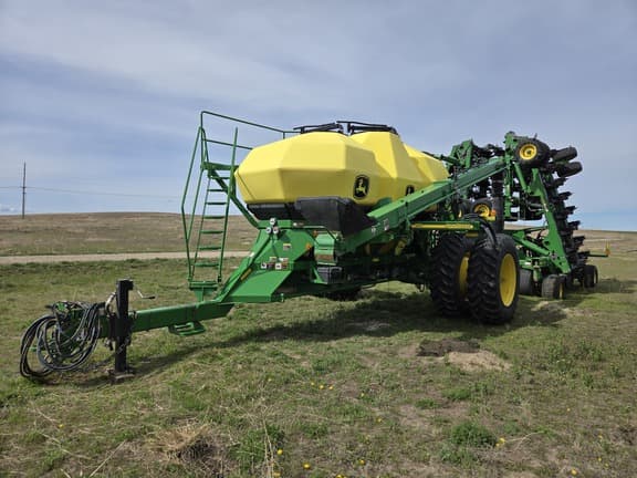 Image of John Deere 1890 equipment image 1