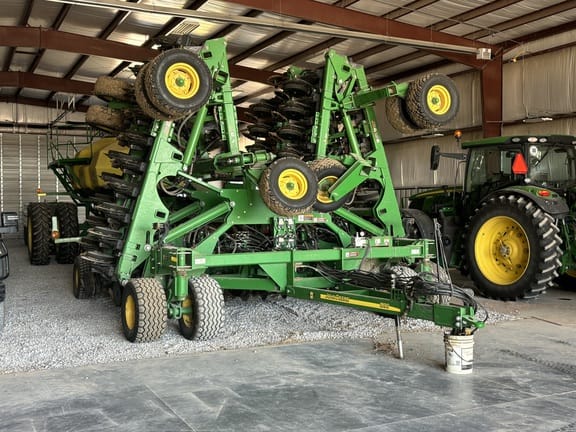 Main image John Deere 1890