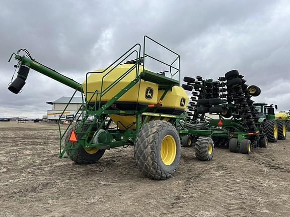 Image of John Deere 1890 equipment image 3