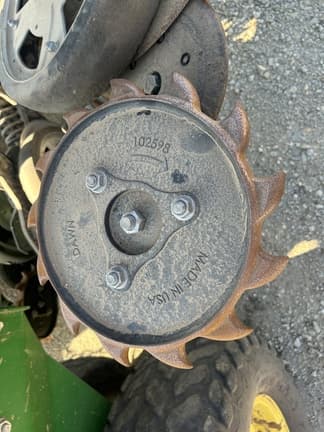 Image of John Deere 1890 equipment image 4