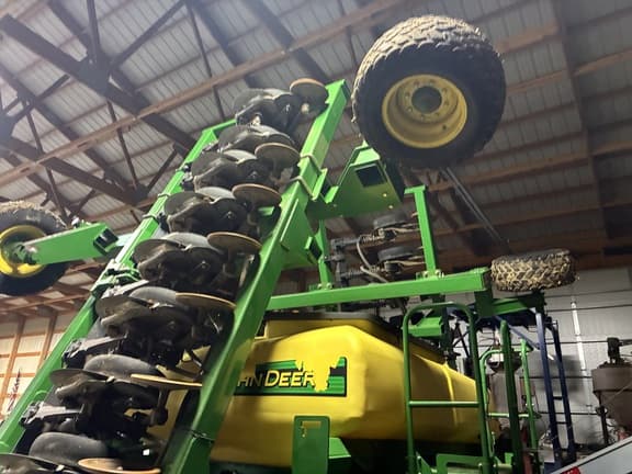 Image of John Deere 1990 equipment image 2