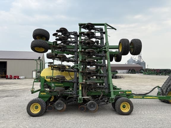 Image of John Deere 1990 equipment image 2