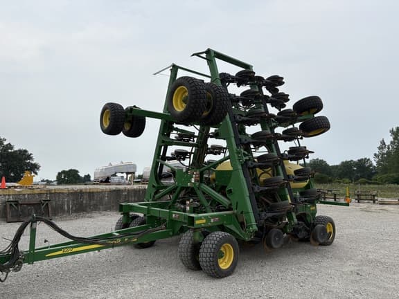 Image of John Deere 1990 equipment image 1