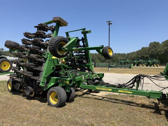 2015 John Deere 1990 Equipment Image0