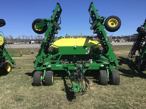 Image of John Deere 1990 equipment image 1