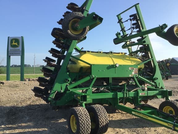 Image of John Deere 1990 equipment image 3