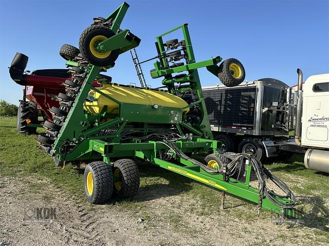 Image of John Deere 1990 equipment image 2