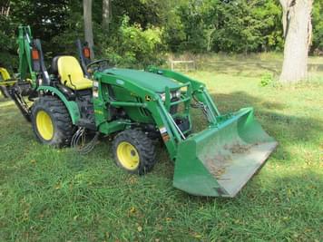 Main image John Deere 2025R