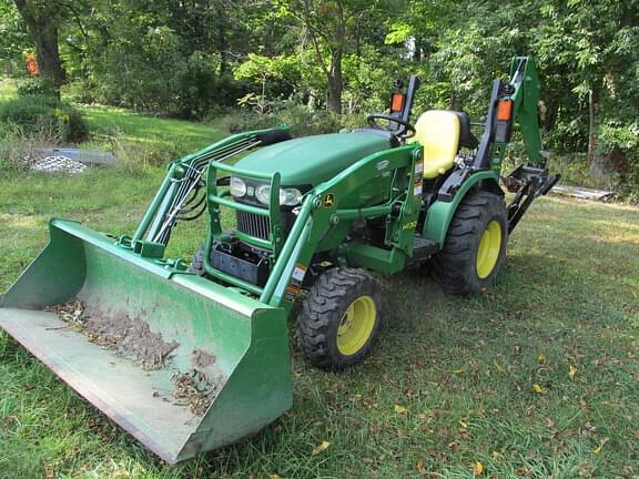 Image of John Deere 2025R equipment image 1