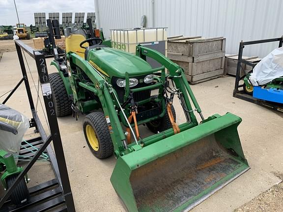 Image of John Deere 2025R equipment image 1