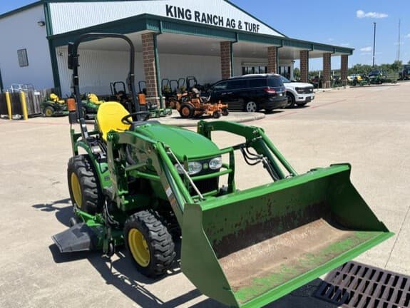 Image of John Deere 2025R equipment image 3
