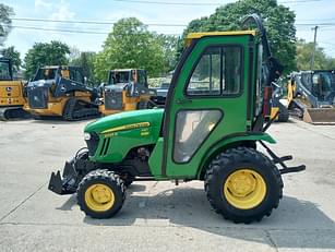 Main image John Deere 2025R 1