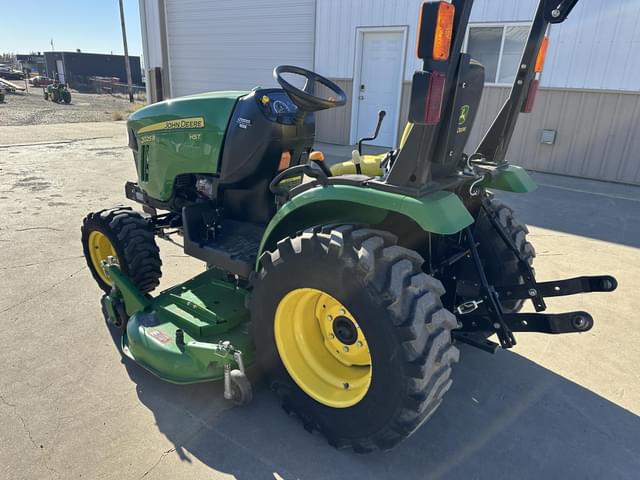 Image of John Deere 2025R equipment image 3
