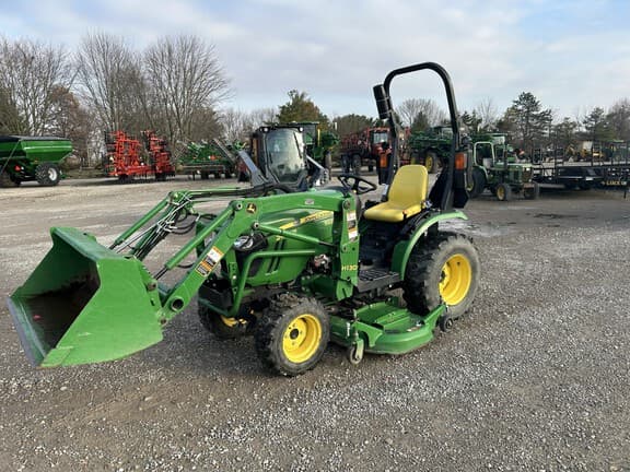 Image of John Deere 2025R equipment image 3