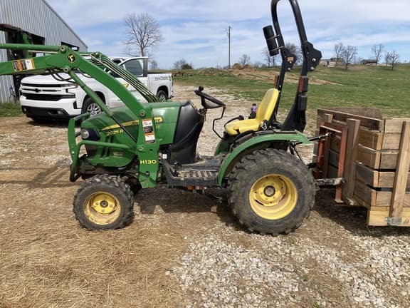 Image of John Deere 2025R equipment image 2