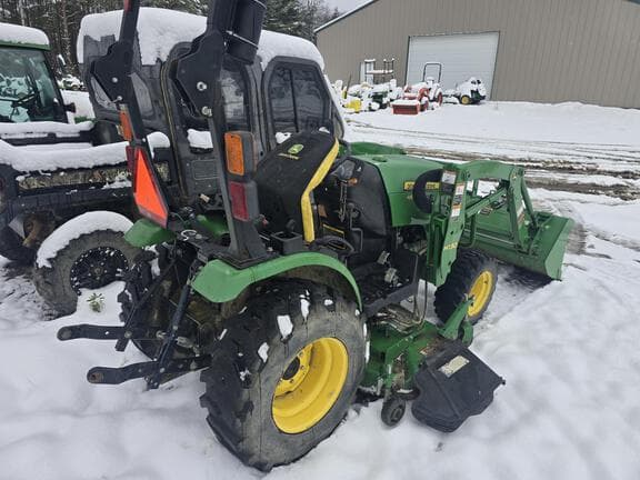 Image of John Deere 2025R equipment image 1