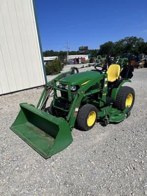 2015 John Deere 2025R Image