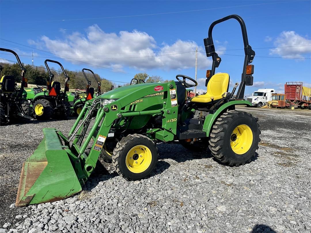 Image of John Deere 2025R Primary image