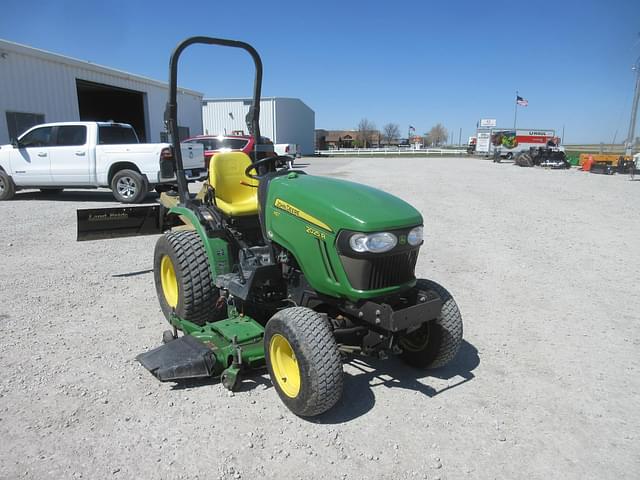 Image of John Deere 2025R equipment image 2