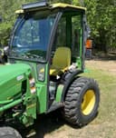 2015 John Deere 2032R Image