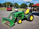 2015 John Deere 2032R Image