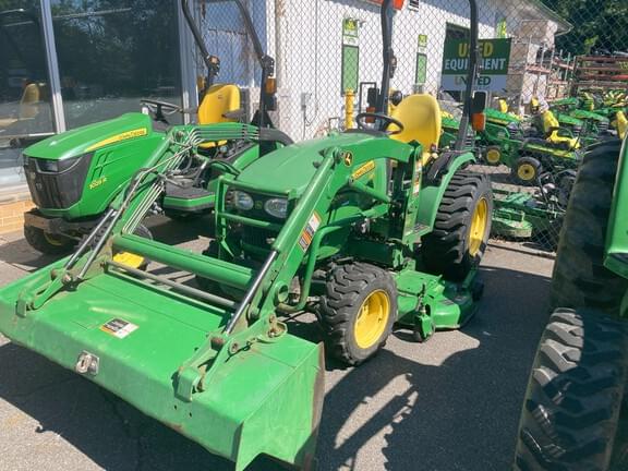 Image of John Deere 2032R Primary image
