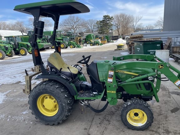 Main image John Deere 2032R