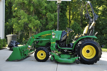 Main image John Deere 2032R