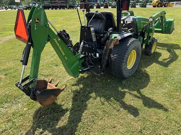 Image of John Deere 2032R equipment image 4