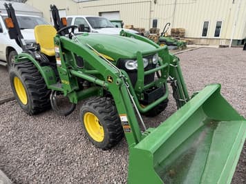 Main image John Deere 2032R