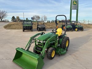 2015 John Deere 2032R Image
