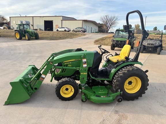 Image of John Deere 2032R equipment image 1