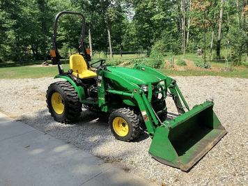 Main image John Deere 2032R