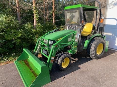 Main image John Deere 2032R