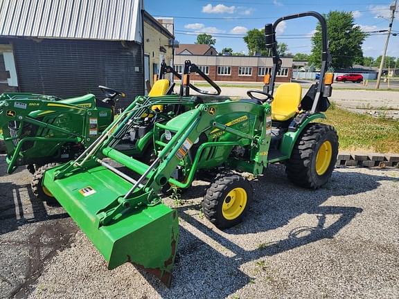 Image of John Deere 2032R Primary image