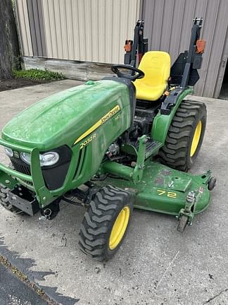 Image of John Deere 2032R Primary image