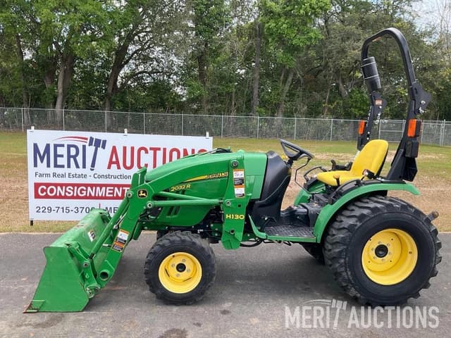 Image of John Deere 2032R equipment image 1