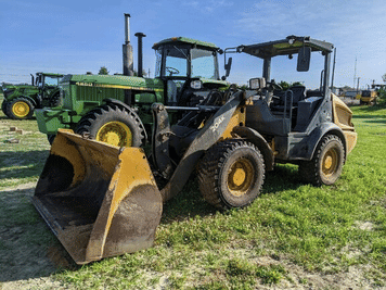 Main image John Deere 204K