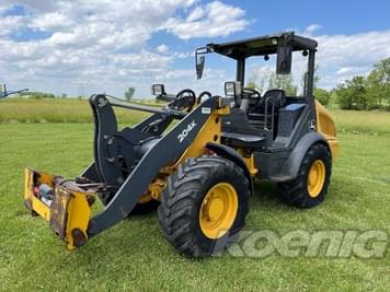 Main image John Deere 204K