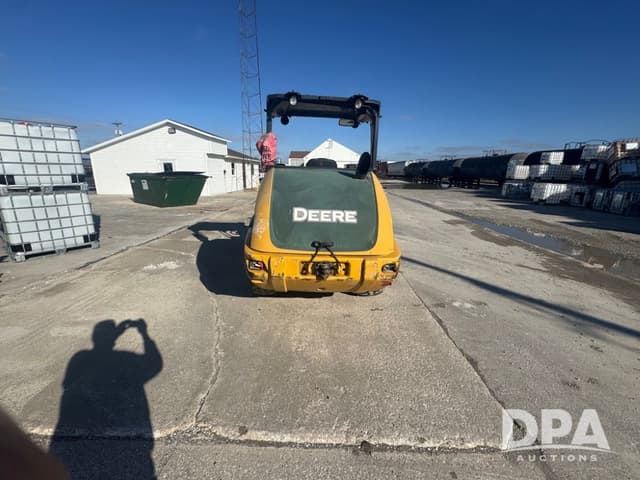 Image of John Deere 204K equipment image 2