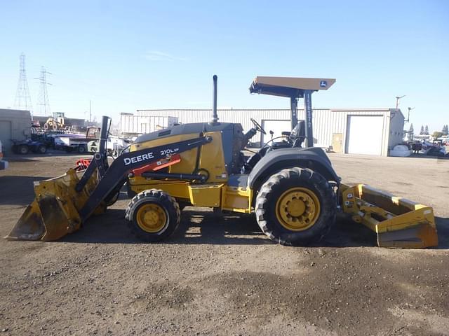 Image of John Deere 210L EP equipment image 4