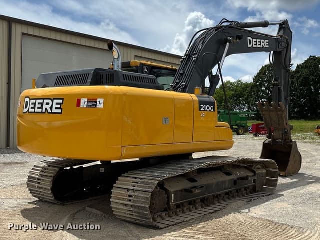 Image of John Deere 210G LC equipment image 4
